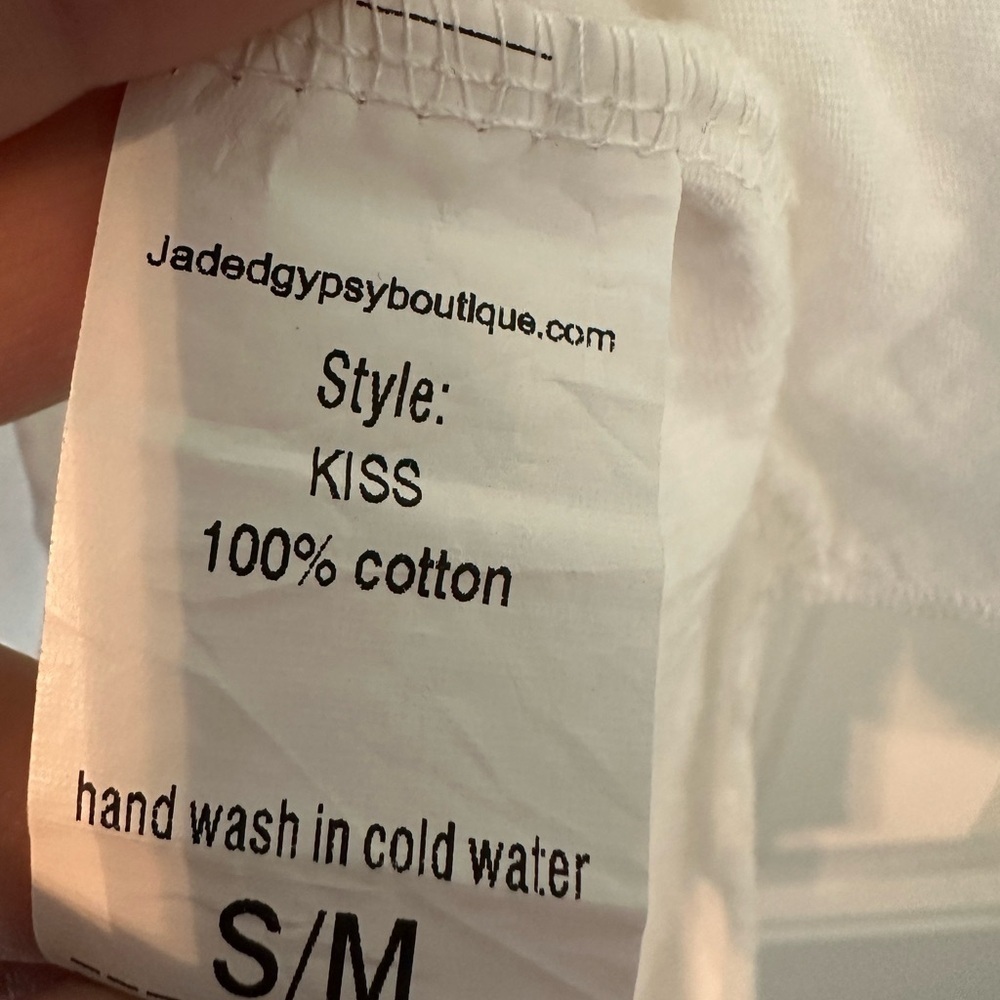 Jaded Gypsy KISS distressed white tee Small/Medium - Picture 7 of 8